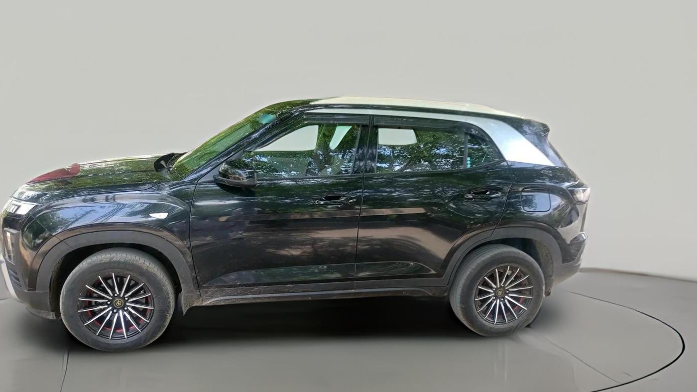2024 Hyundai Creta E 1.5 PETROL, Petrol, Manual, 28,370 km, exterior