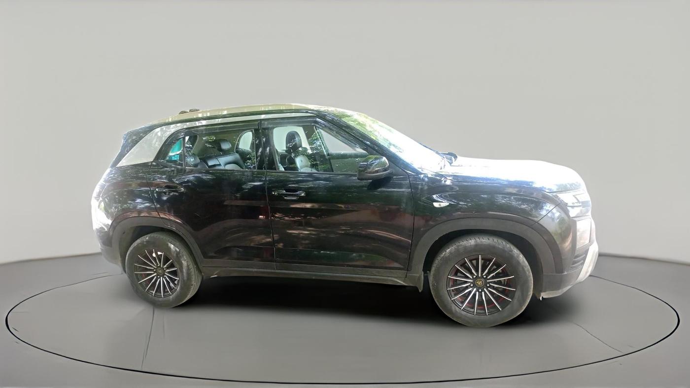 2024 Hyundai Creta E 1.5 PETROL, Petrol, Manual, 28,370 km, exterior