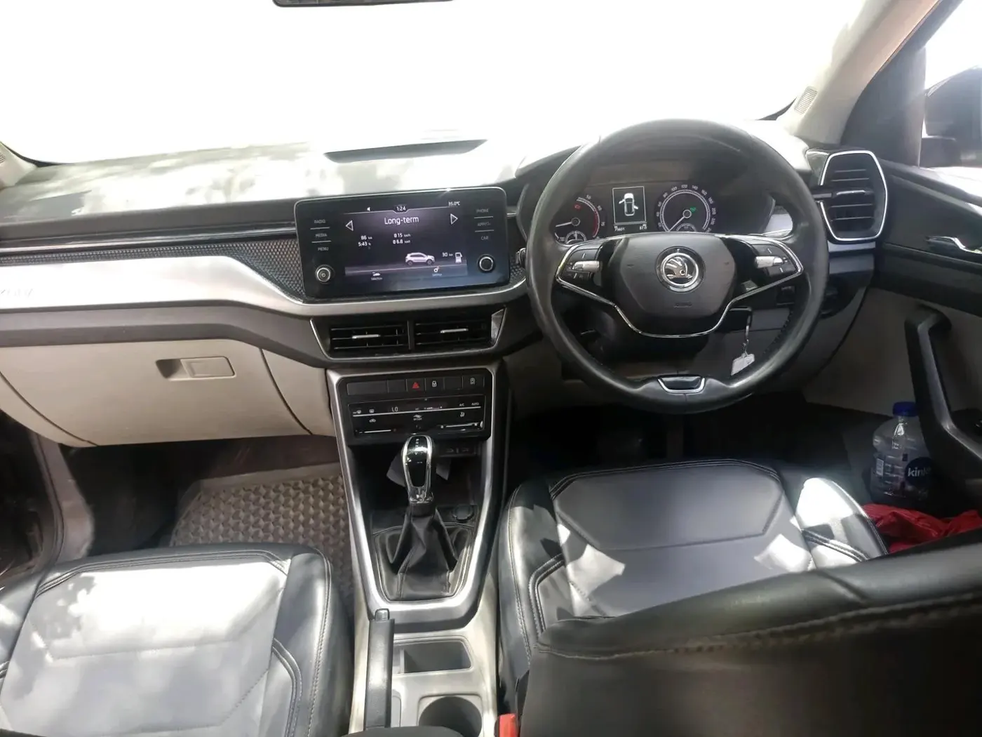 2022 Skoda KUSHAQ AMBITION 1.0L TSI AT, Petrol, Automatic, 75,601 km, interior