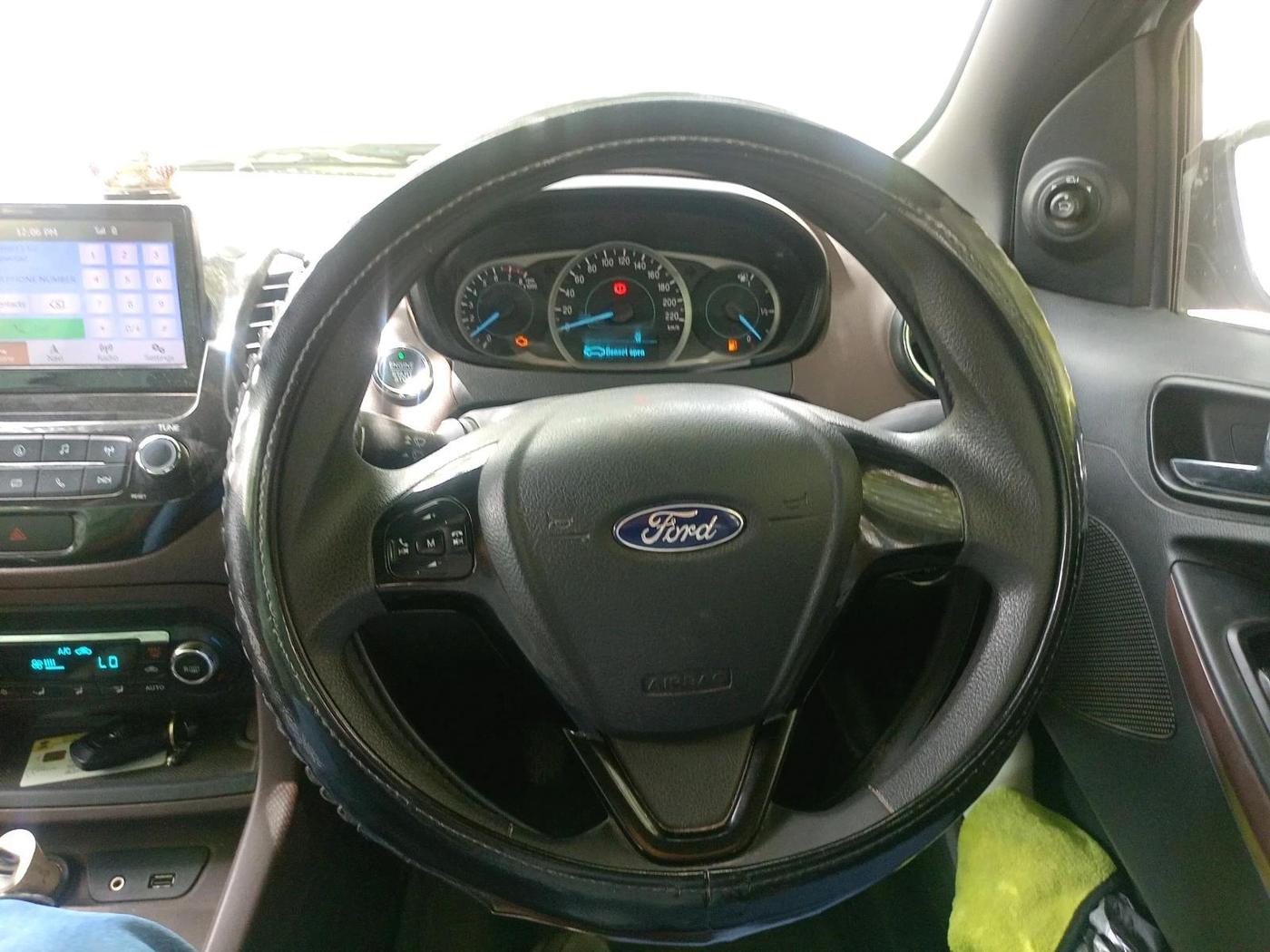 2018 Ford FREESTYLE TITANIUM 1.2 PETROL, Petrol, Manual, 96,613 km, interior