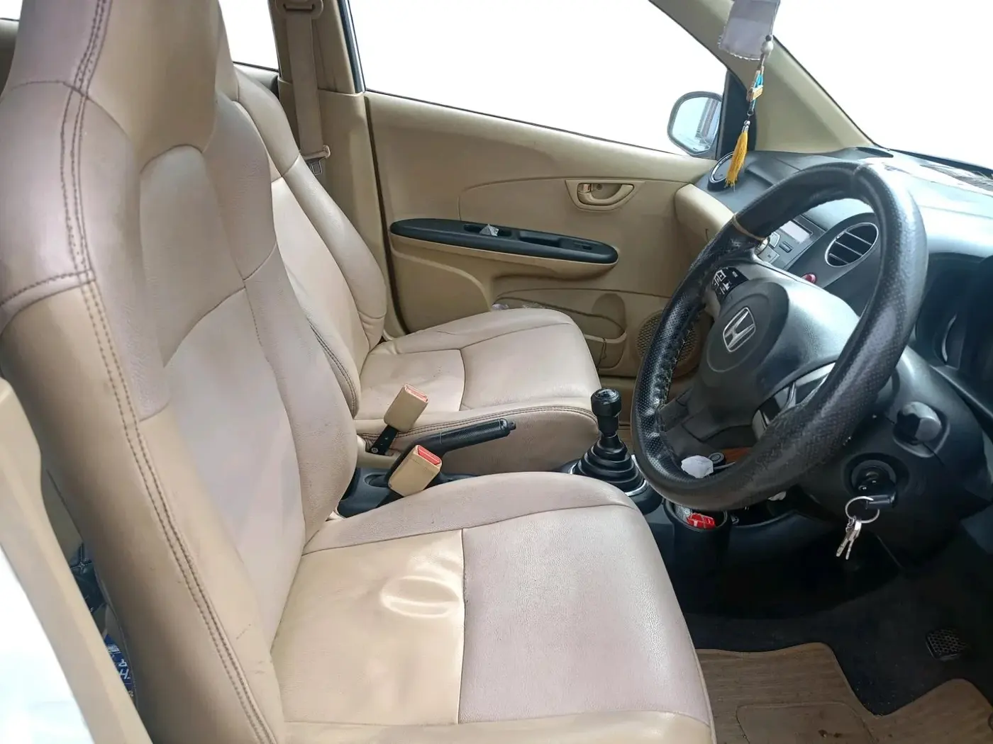 2015 Honda Amaze 1.5L I-DTEC S, Diesel, Manual, 1,31,538 km, interior