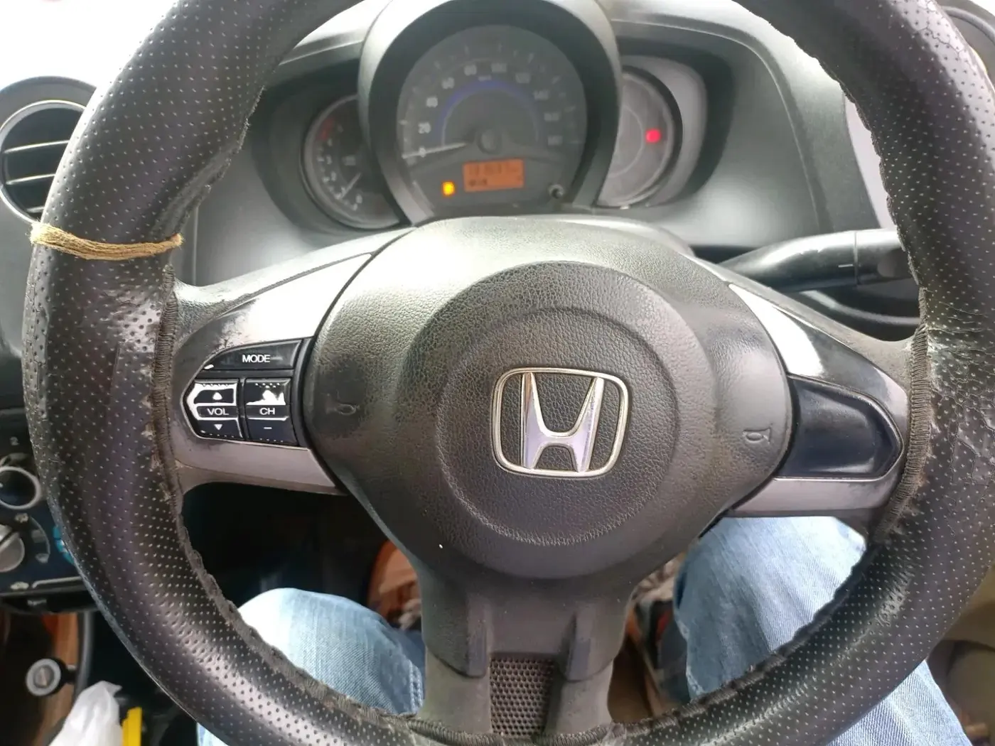 2015 Honda Amaze 1.5L I-DTEC S, Diesel, Manual, 1,31,538 km, interior