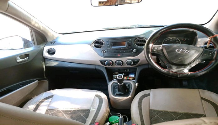 2016 Hyundai Grand i10 SPORTZ 1.2 KAPPA VTVT, Petrol, Manual, 1,09,617 km, interior