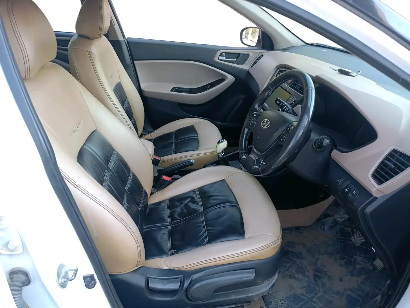2018 Hyundai Elite i20 ASTA 1.2, Petrol, Manual, 52,463 km, interior