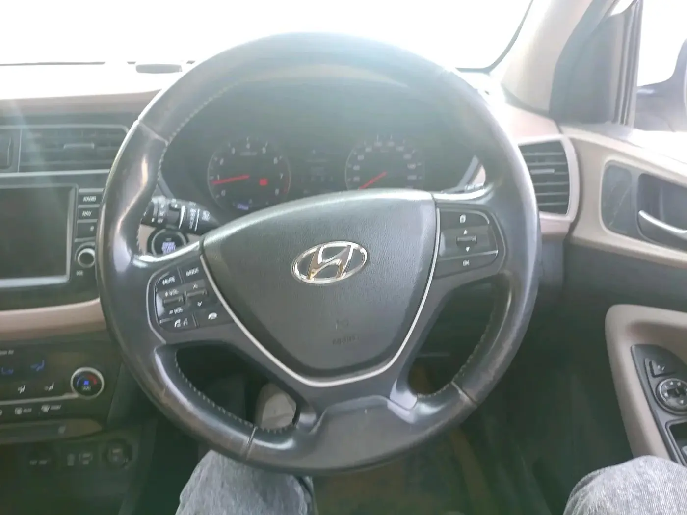 2018 Hyundai Elite i20 ASTA 1.2, Petrol, Manual, 52,463 km, interior