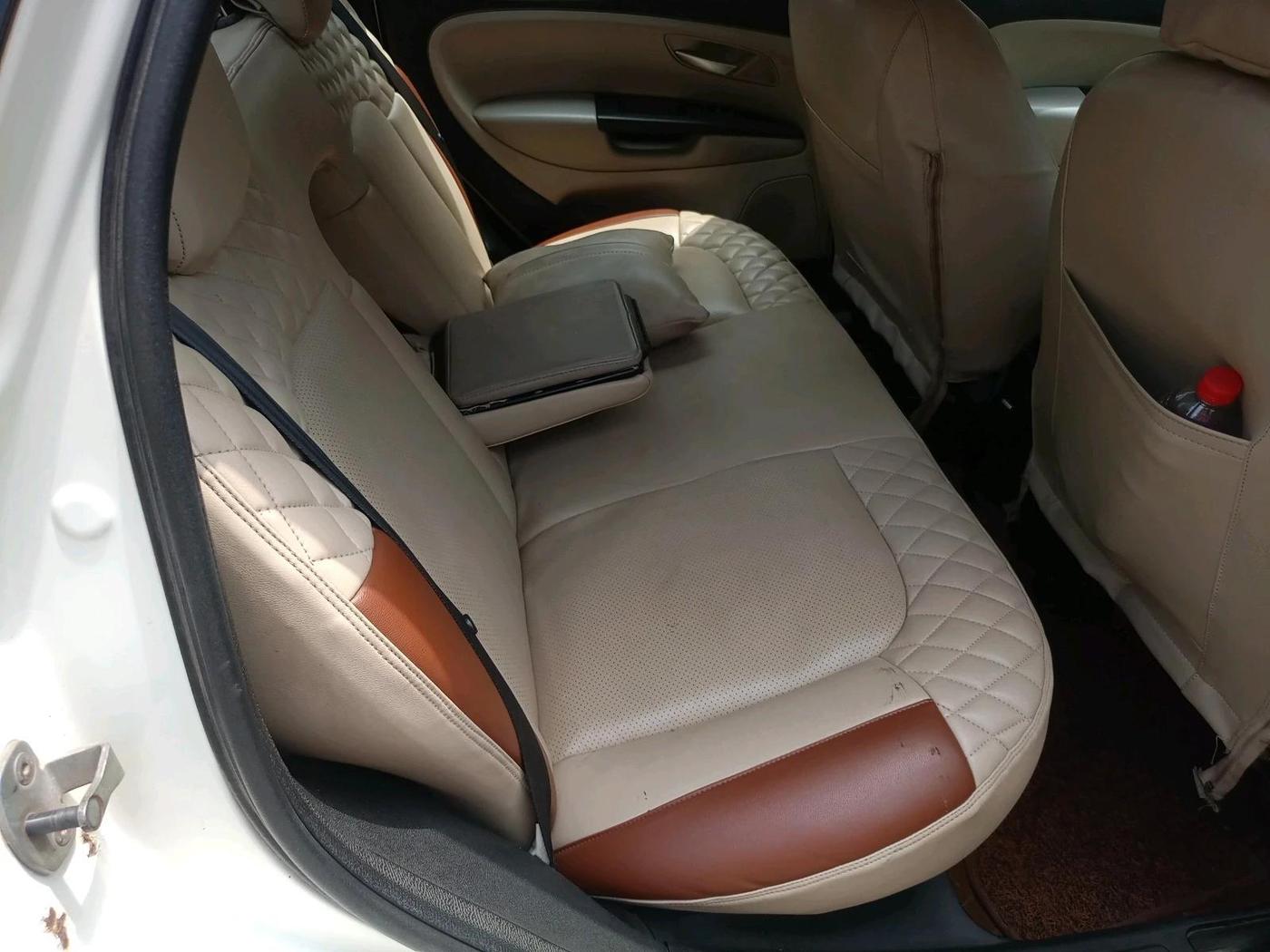 2018 Fiat Linea EMOTION 1.3 L ADVANCED MULTIJET, Diesel, Manual, 1,66,784 km, interior