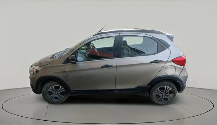 2018 Tata TIAGO NRG PETROL, Petrol, Manual, 52,715 km, exterior