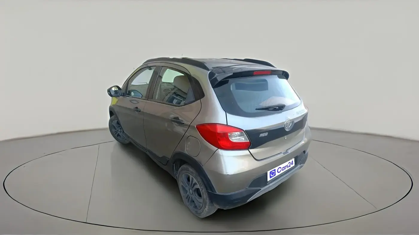2018 Tata TIAGO NRG PETROL, Petrol, Manual, 52,715 km, exterior