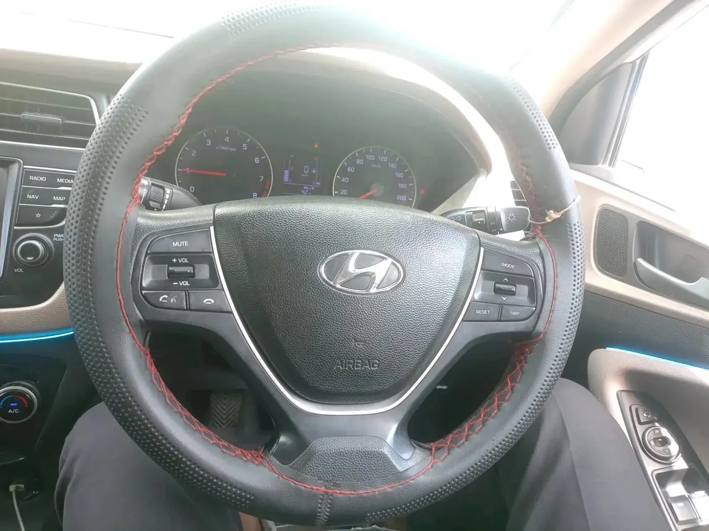 2018 Hyundai Elite i20 ASTA 1.2, Petrol, Manual, 85,179 km, interior