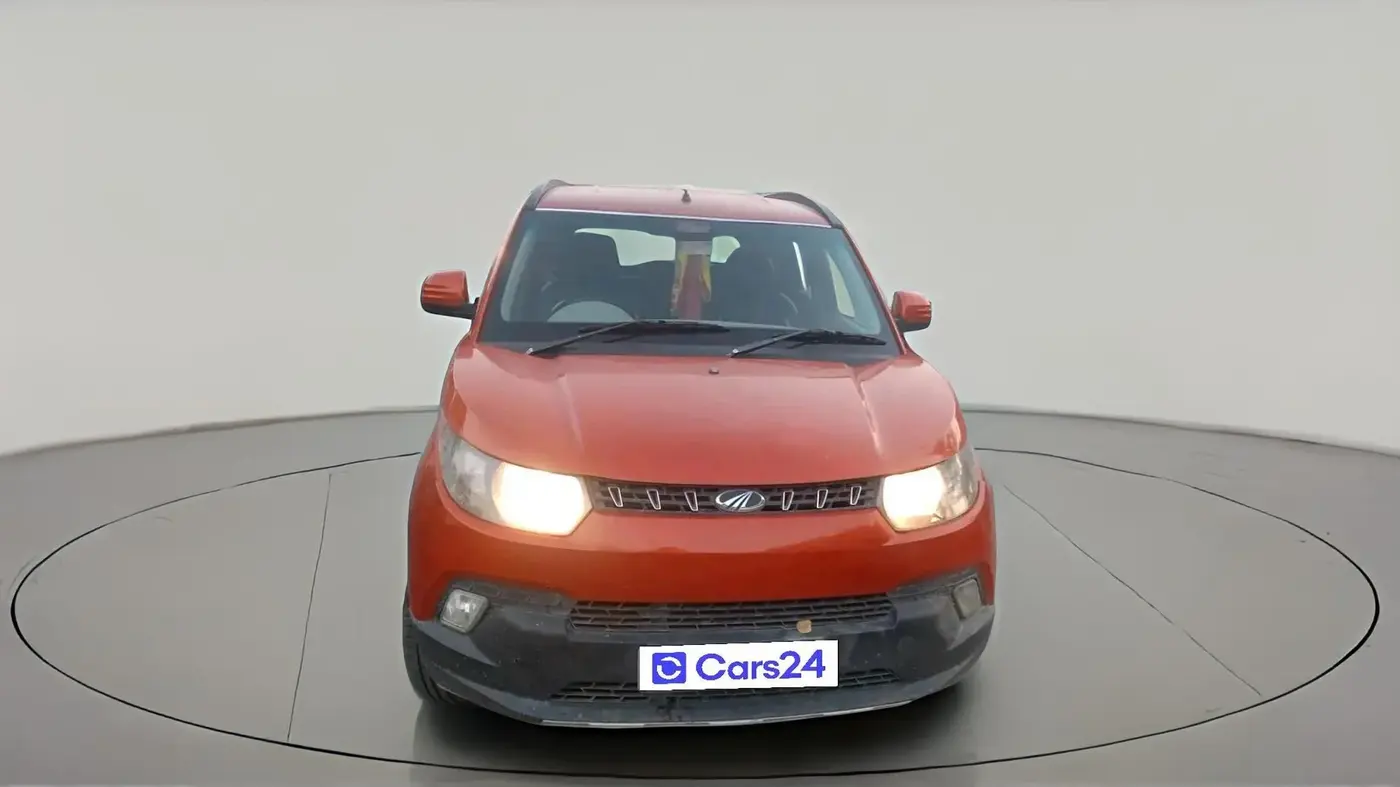 2016 Mahindra Kuv100 K8 D 5 STR, Diesel, Manual, 1,18,737 km, exterior