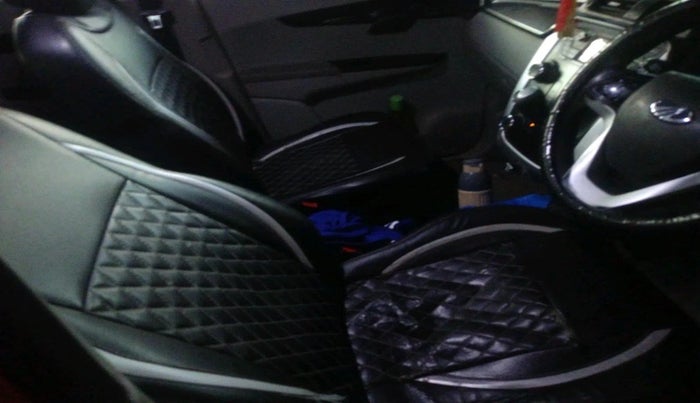 2016 Mahindra Kuv100 K8 D 5 STR, Diesel, Manual, 1,18,737 km, interior