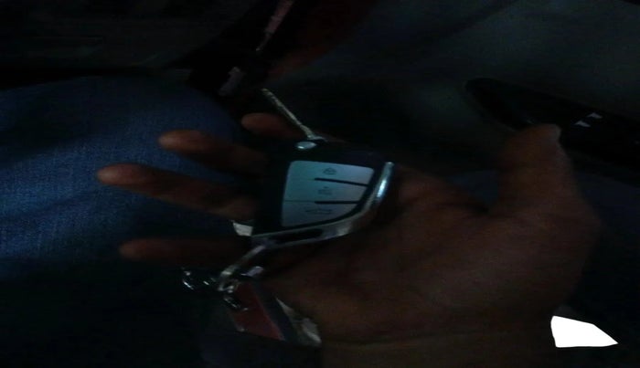 2016 Mahindra Kuv100 K8 D 5 STR, Diesel, Manual, 1,18,737 km, interior