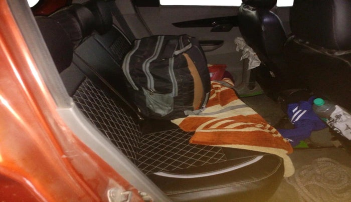 2016 Mahindra Kuv100 K8 D 5 STR, Diesel, Manual, 1,18,737 km, interior