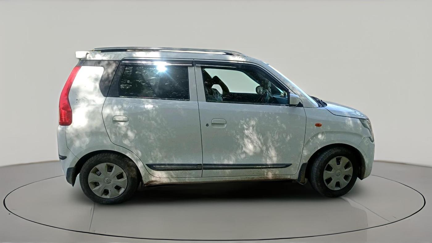 2021 Maruti New Wagon-R VXI 1.0, CNG, Manual, 1,30,759 km, exterior
