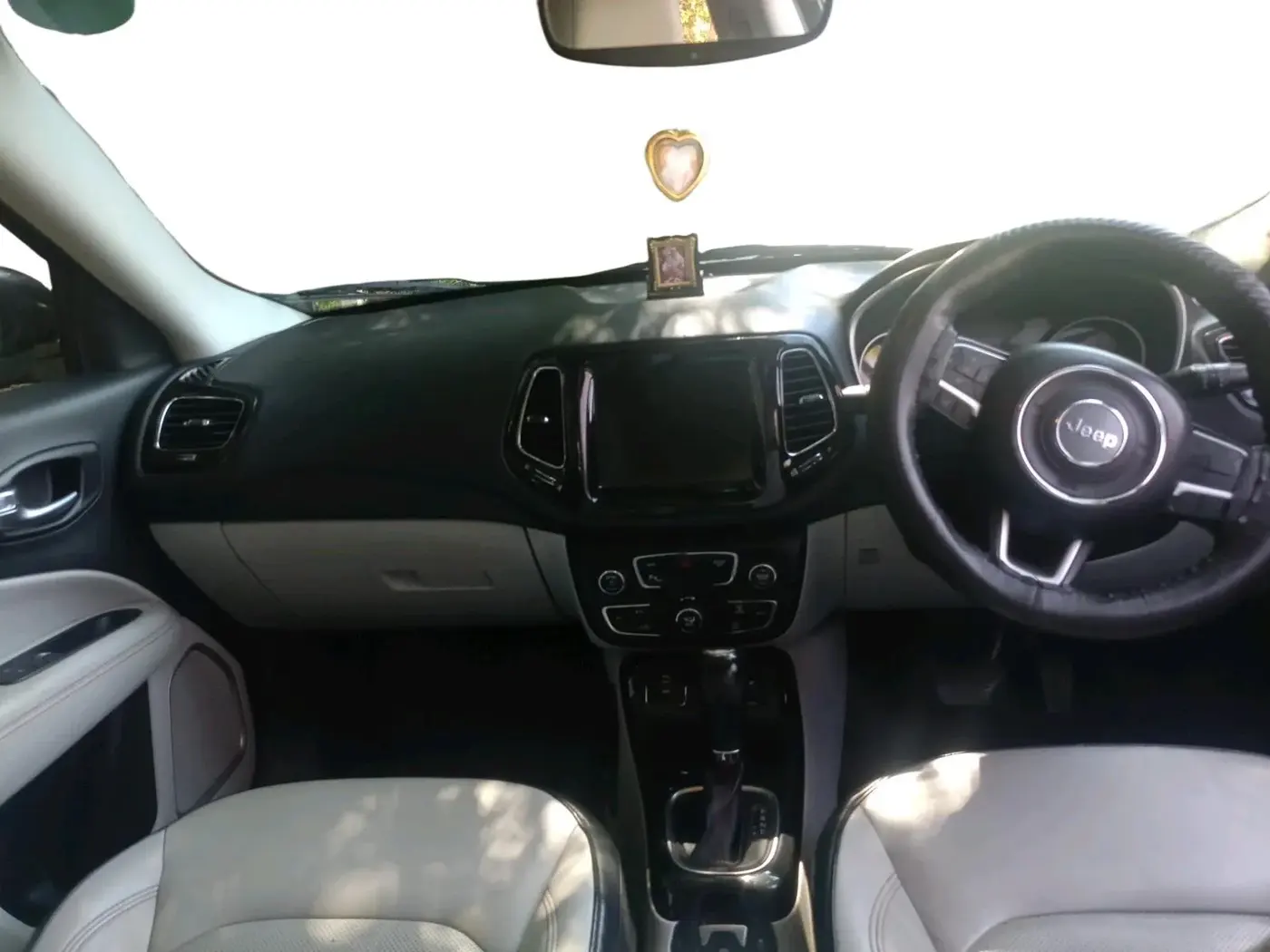 2019 Jeep Compass LIMITED PLUS PETROL AT, Petrol, Automatic, 79,836 km, interior