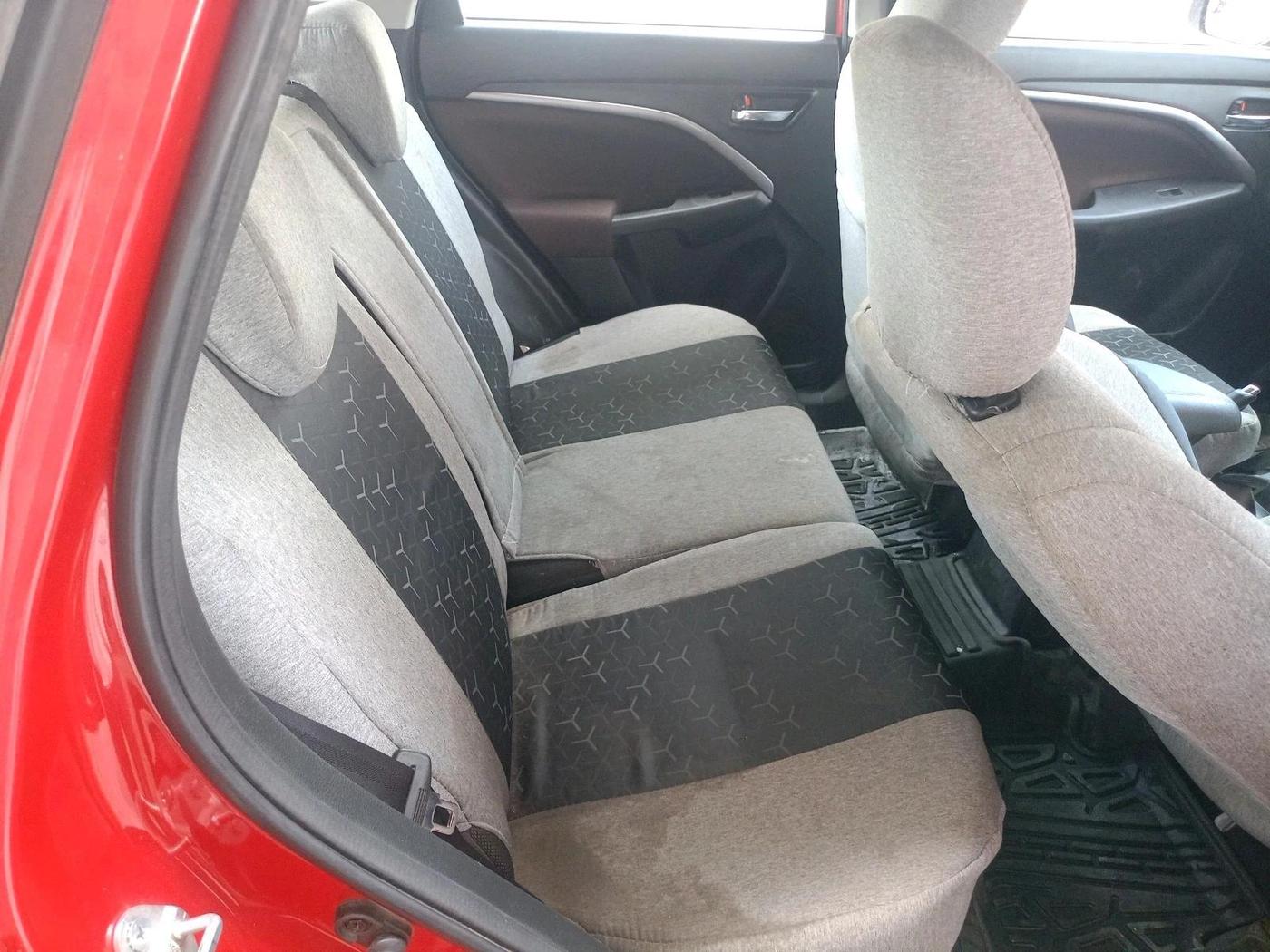 2022 Maruti BREZZA ZXI + SMART HYBRID, Petrol, Manual, 42,348 km, interior