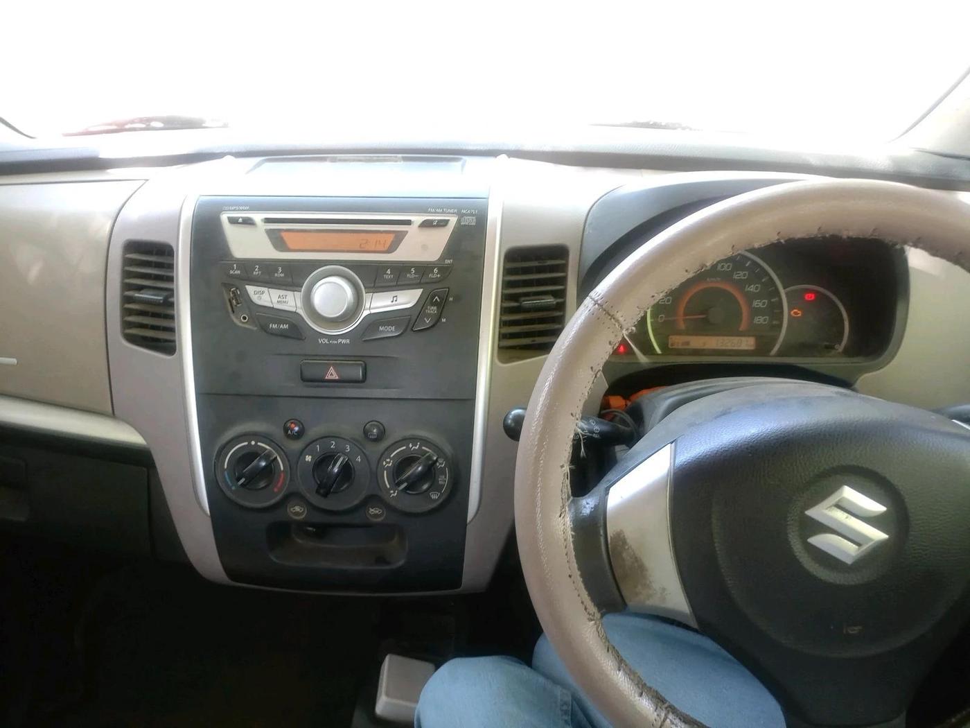 2013 Maruti Wagon R 1.0 VXI, Petrol, Manual, 1,32,681 km, interior