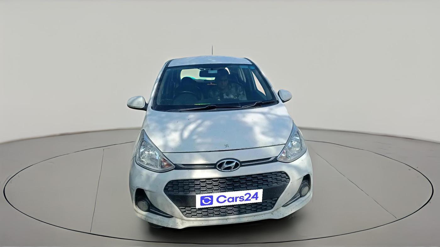 2017 Hyundai Grand i10 MAGNA 1.2 KAPPA VTVT, CNG, Manual, 1,79,913 km, exterior