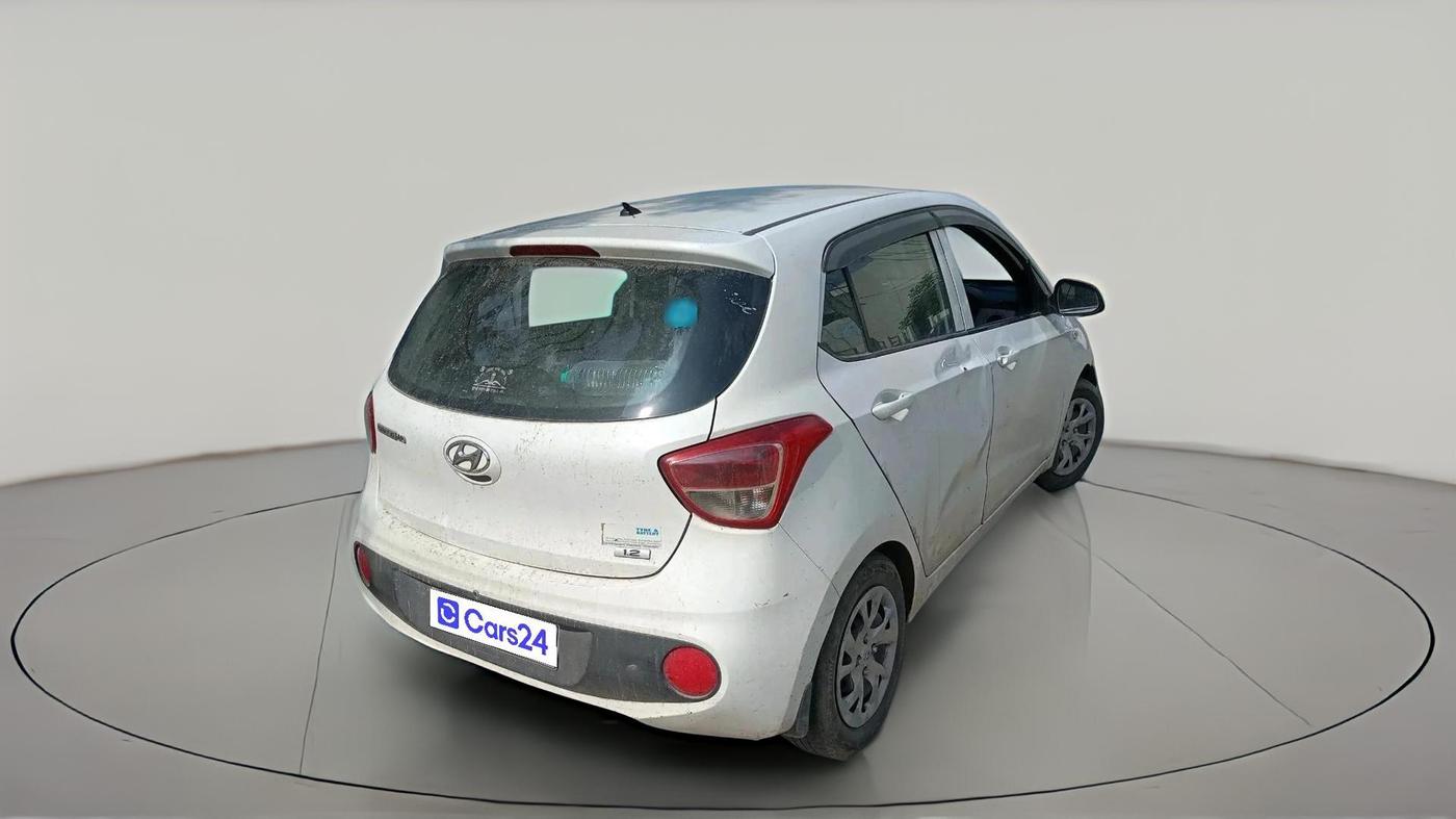 2017 Hyundai Grand i10 MAGNA 1.2 KAPPA VTVT, CNG, Manual, 1,79,913 km, exterior