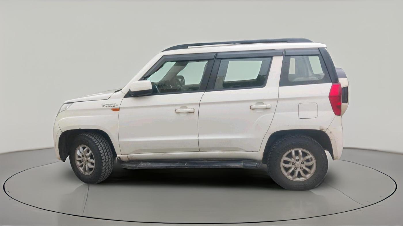 2017 Mahindra TUV300 T8, Diesel, Manual, 2,08,169 km, exterior