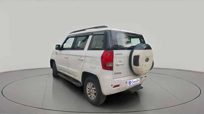 2017 Mahindra TUV300 T8, Diesel, Manual, 2,08,169 km, exterior