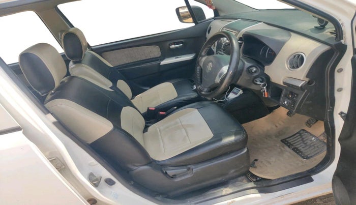 2016 Maruti Wagon R 1.0 VXI, CNG, Manual, 90,053 km, interior