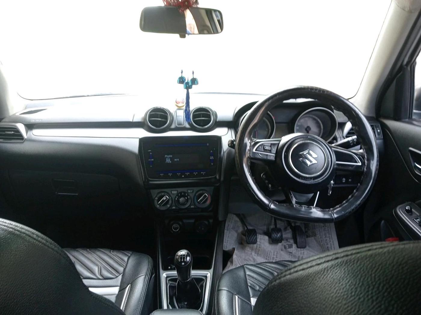2021 Maruti Swift VXI, CNG, Manual, 58,540 km, interior