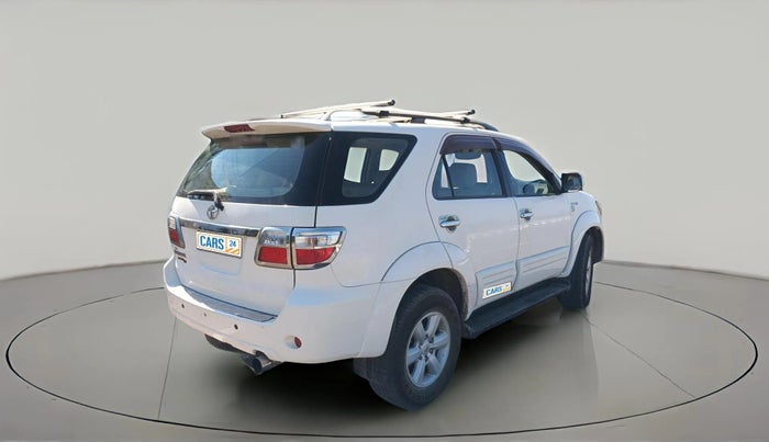 2009 Toyota Fortuner 3.0 4X4 MT, Diesel, Manual, 1,20,509 km, exterior