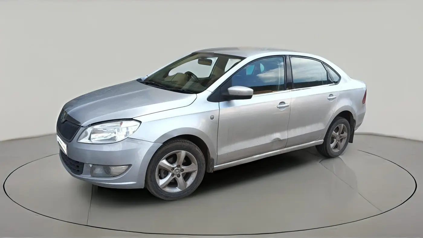 2013 Skoda Rapid ELEGANCE 1.6 TDI CR MT, Diesel, Manual, 1,60,113 km, exterior