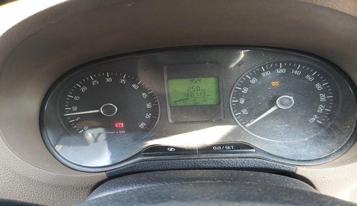 2013 Skoda Rapid ELEGANCE 1.6 TDI CR MT, Diesel, Manual, 1,60,113 km, interior