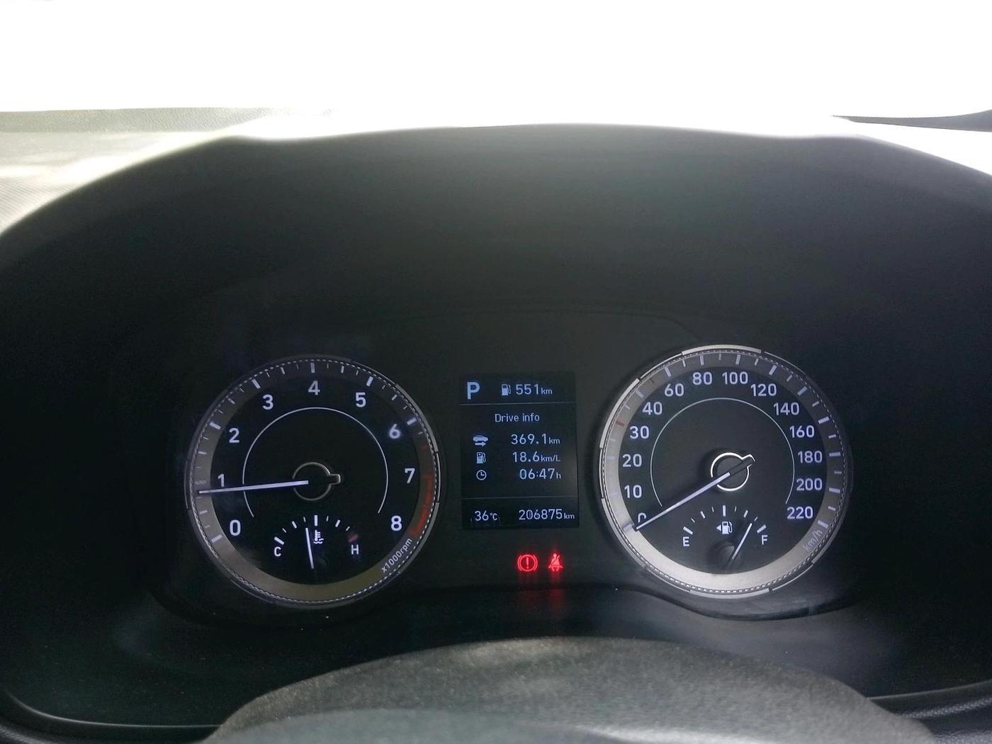 2019 Hyundai VENUE SX PLUS 1.0 TURBO DCT, Petrol, Automatic, 2,06,875 km, interior