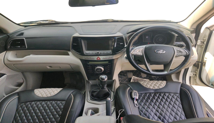 2019 Mahindra XUV300 W8 1.5 DIESEL, Diesel, Manual, 1,36,867 km, interior