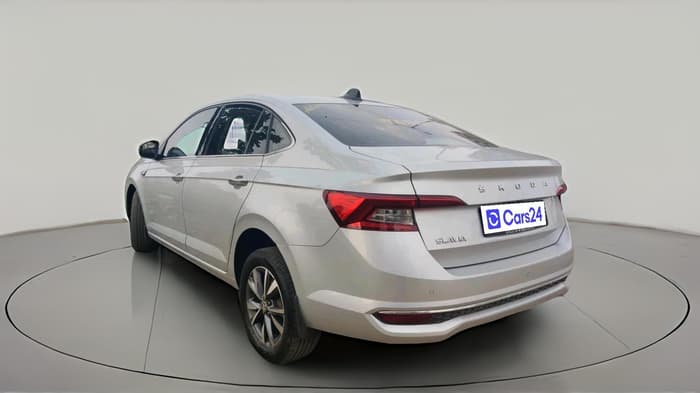 2022 Skoda SLAVIA STYLE 1.0L TSI MT, Petrol, Manual, 33,666 km, exterior