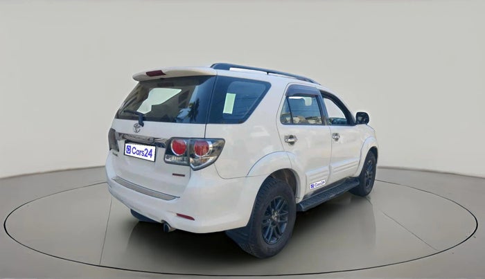 2016 Toyota Fortuner 3.0 4X2 AT, Diesel, Automatic, 2,49,797 km, exterior