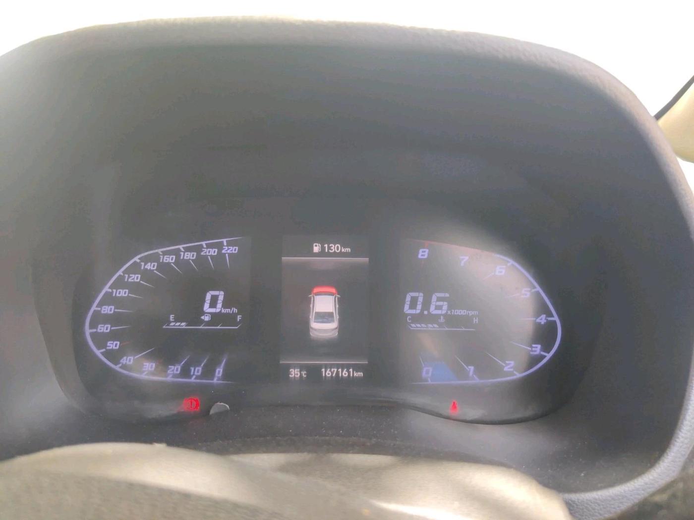 2021 Hyundai Verna SX (O)1.5 MPi, Petrol, Manual, 1,67,161 km, interior
