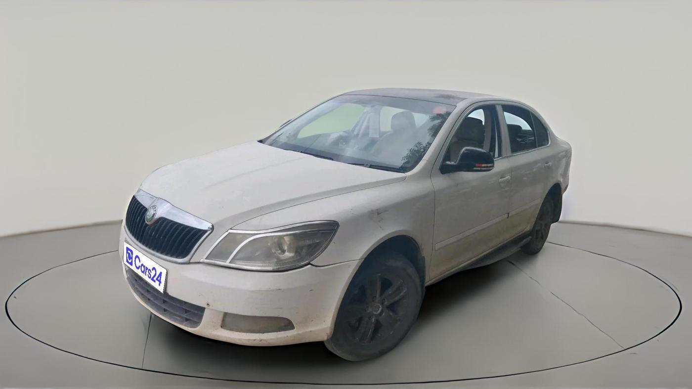2011 Skoda Laura AMBIENTE 1.9 TDI AT, Diesel, Automatic, 1,15,128 km, exterior