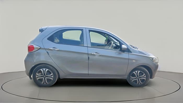 2019 Tata Tiago XZ PETROL, CNG, Manual, 1,58,625 km, exterior