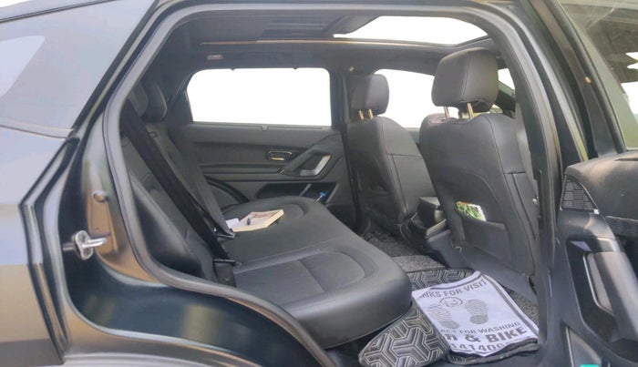 2025 Tata Harrier FEARLESS PLUS DARK EDITION AT, Diesel, Automatic, 16,340 km, interior