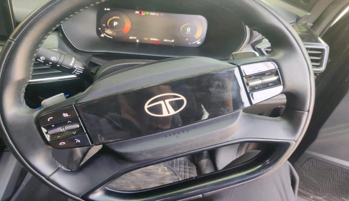 2025 Tata Harrier FEARLESS PLUS DARK EDITION AT, Diesel, Automatic, 16,340 km, interior