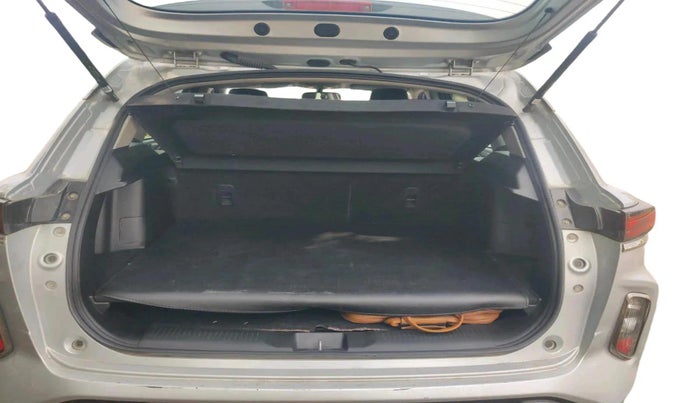 2022 Toyota URBAN CRUISER HYRYDER V HYBRID, Hybrid, Automatic, 77,942 km, exterior