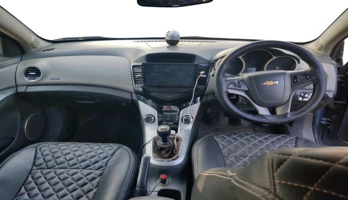 2010 Chevrolet Cruze LTZ, Diesel, Manual, 1,01,446 km, interior