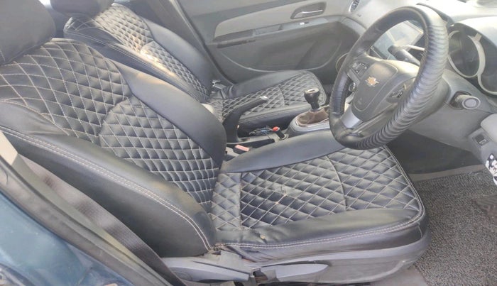 2010 Chevrolet Cruze LTZ, Diesel, Manual, 1,01,446 km, interior