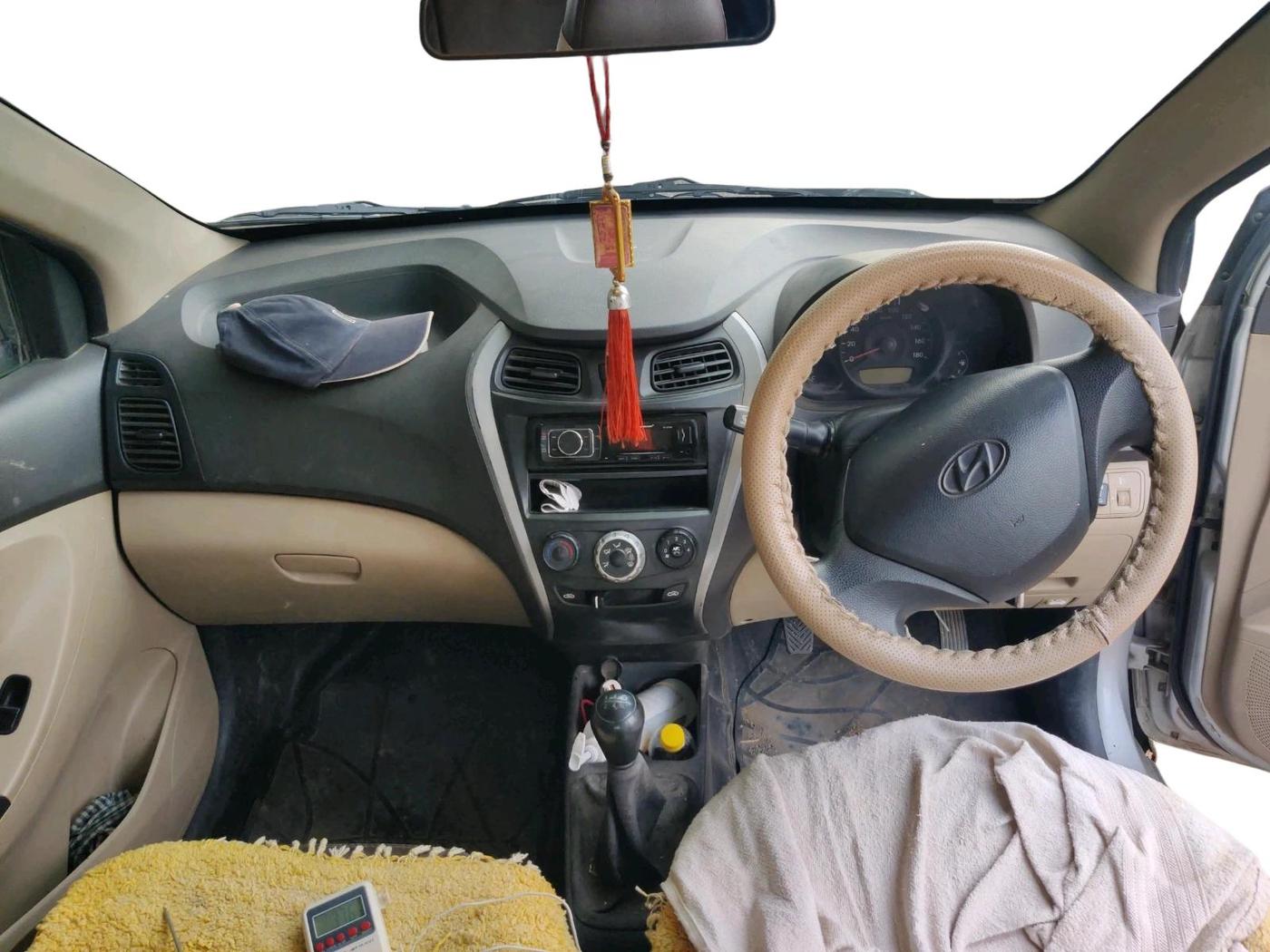 2015 Hyundai Eon ERA +, CNG, Manual, 86,553 km, interior