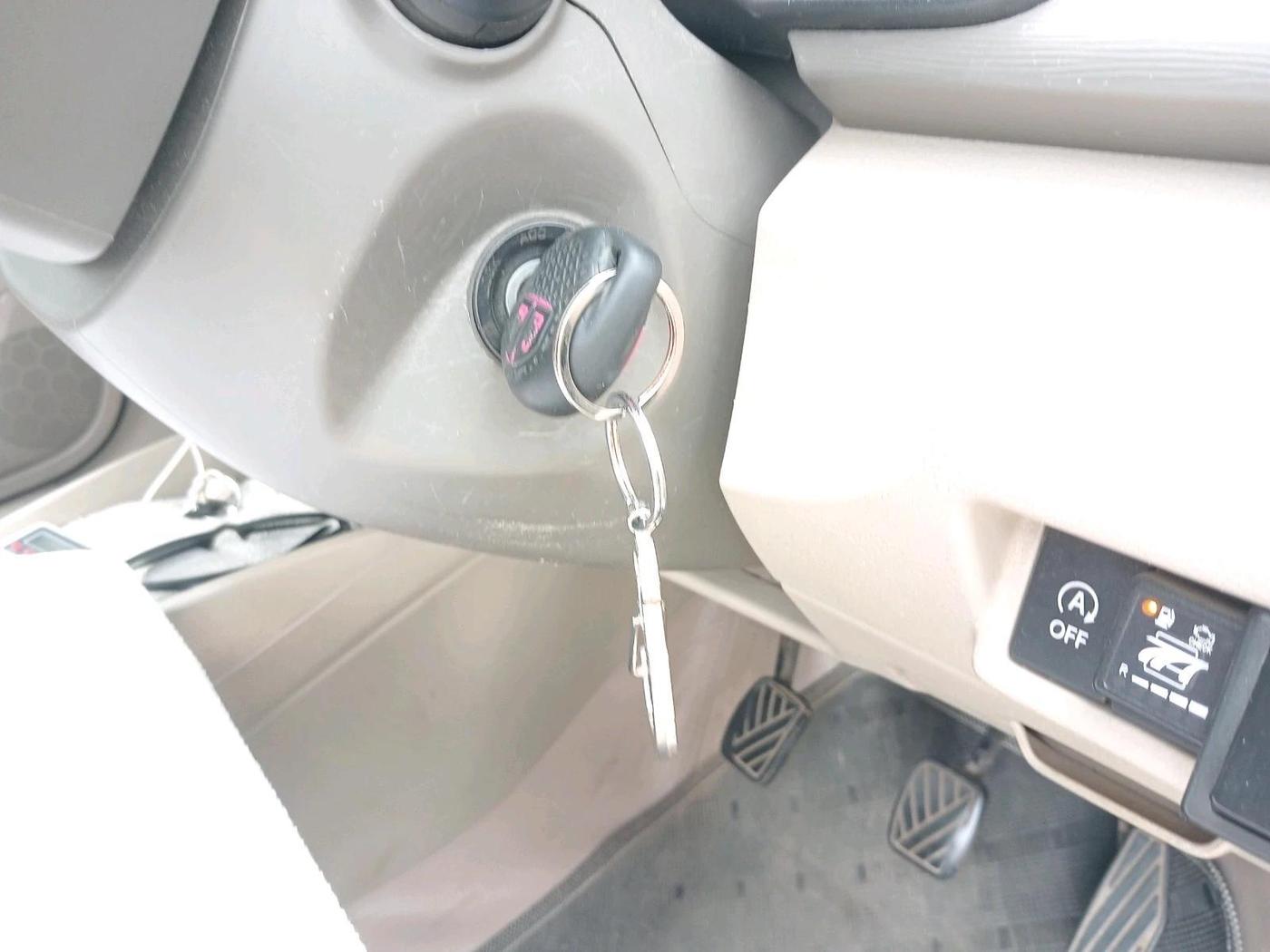 2022 Maruti Ertiga VXI SHVS, CNG, Manual, 90,527 km, interior