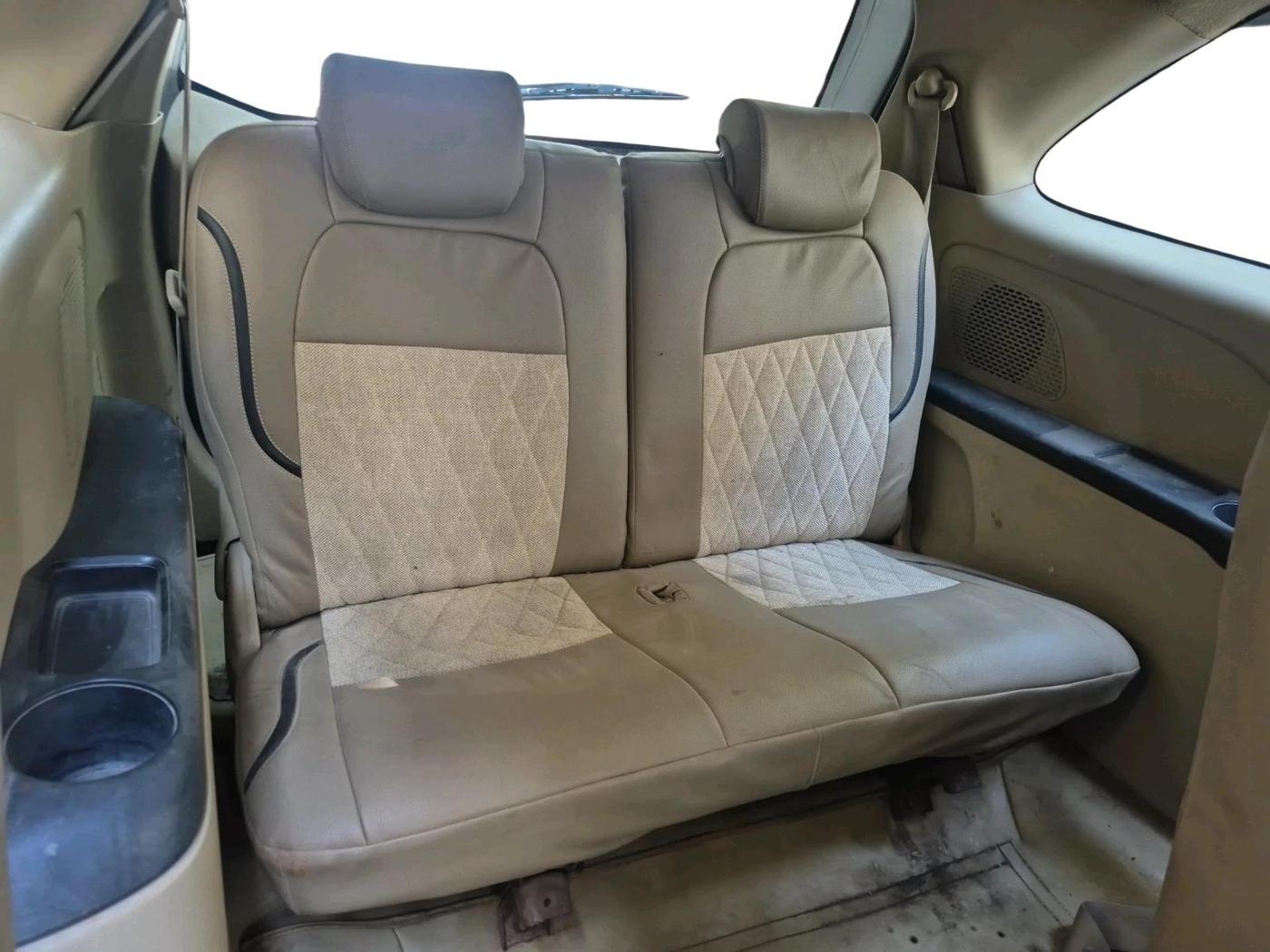 2014 Honda Mobilio 1.5L I-DTEC V, Diesel, Manual, 1,65,548 km, interior