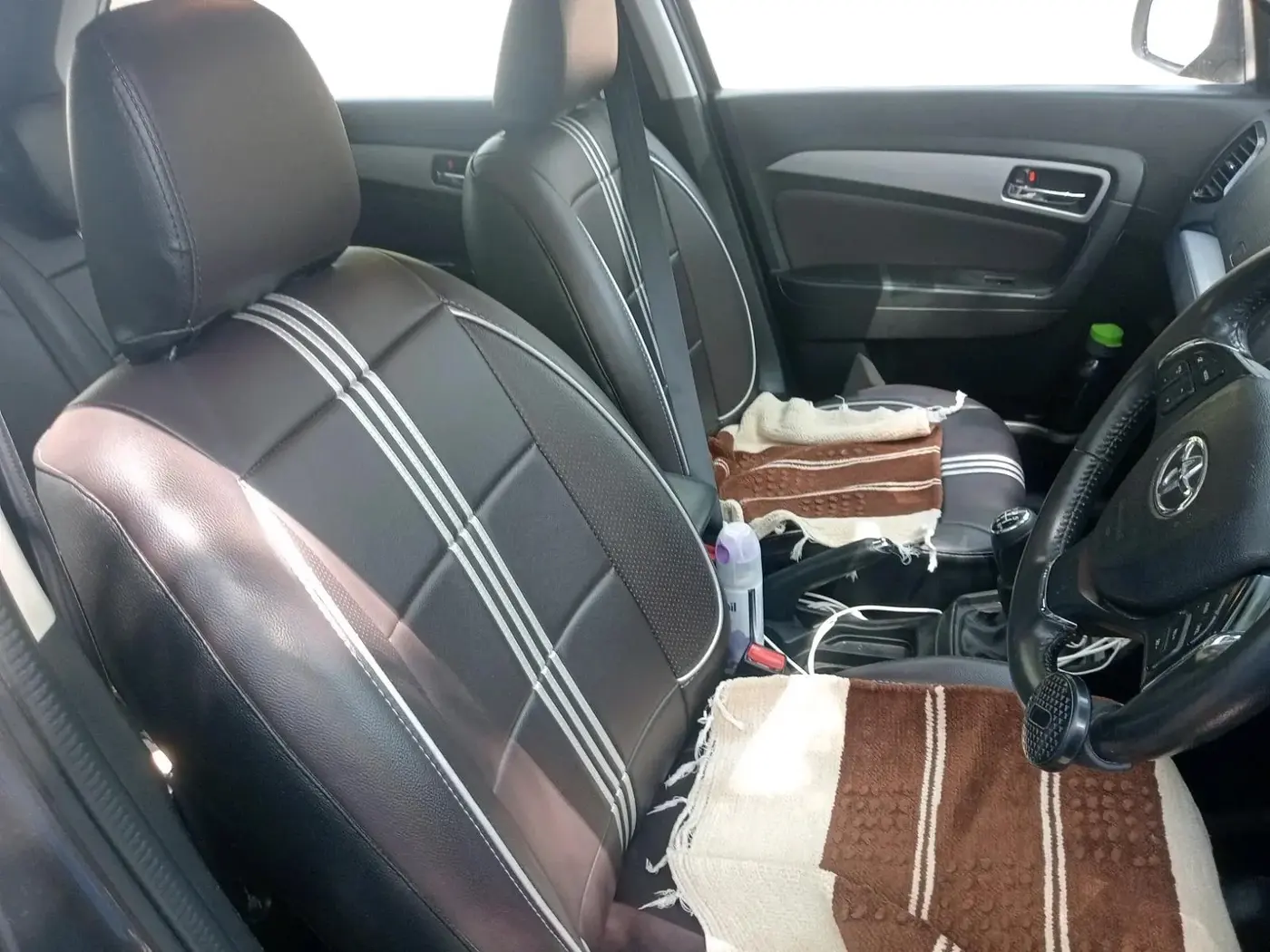 2022 Toyota URBAN CRUISER PREMIUM GRADE MT, Petrol, Manual, 27,371 km, interior