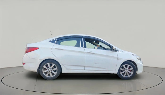 2013 Hyundai Verna FLUIDIC 1.6 CRDI EX, Diesel, Manual, 1,07,066 km, exterior