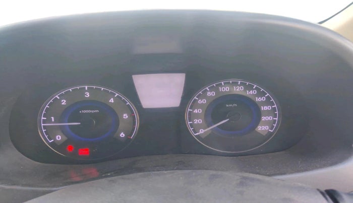 2013 Hyundai Verna FLUIDIC 1.6 CRDI EX, Diesel, Manual, 1,07,066 km, interior