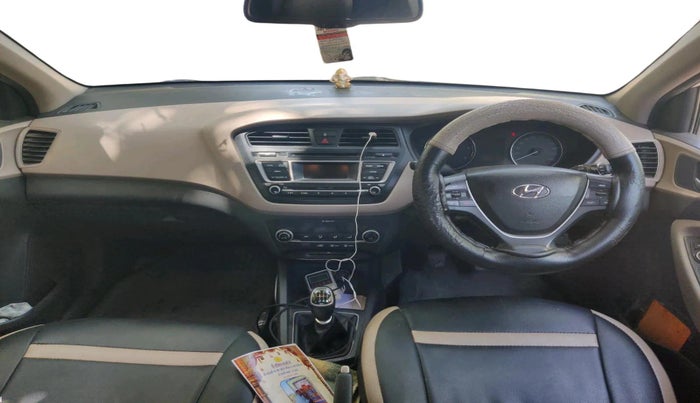 2015 Hyundai Elite i20 SPORTZ 1.4 CRDI, Diesel, Manual, 2,15,262 km, interior