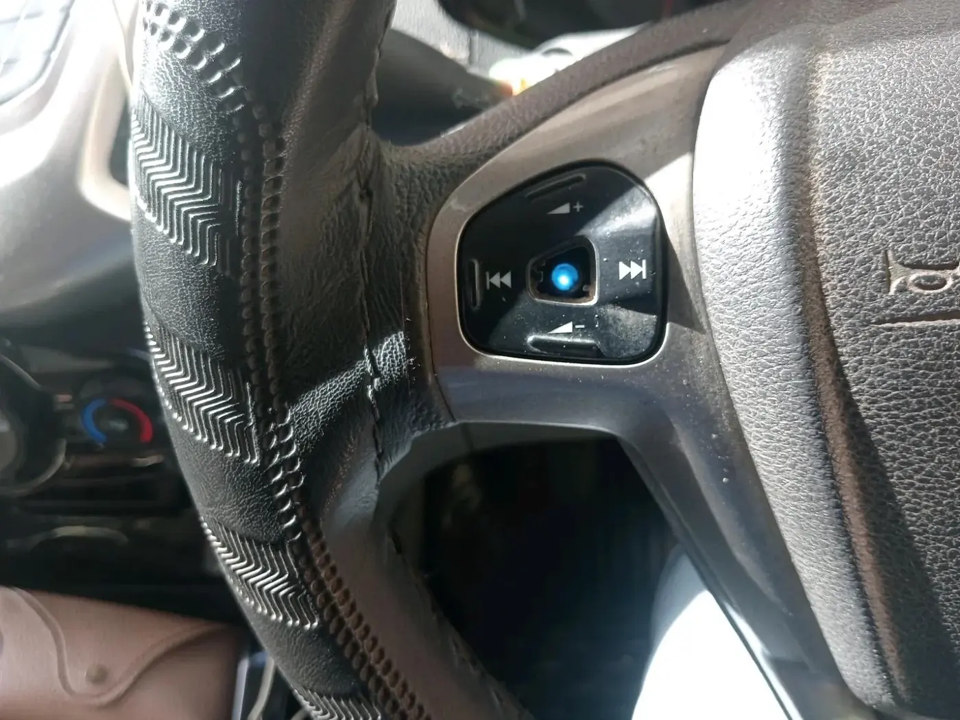 2014 Ford Ecosport TREND 1.5L DIESEL, Diesel, Manual, 1,84,903 km, interior